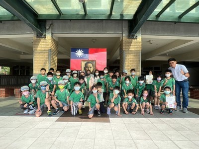 新北市三峽區龍埔國民小學111學年度「品德素養培育--人人都是長」計畫--6月班級楷模長「電長/能源長」圖片