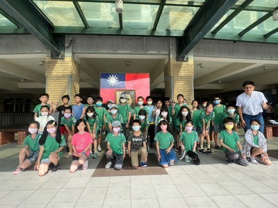 新北市三峽區龍埔國民小學111學年度「品德素養培育--人人都是長」計畫--6月班級楷模長「電長/能源長」圖片