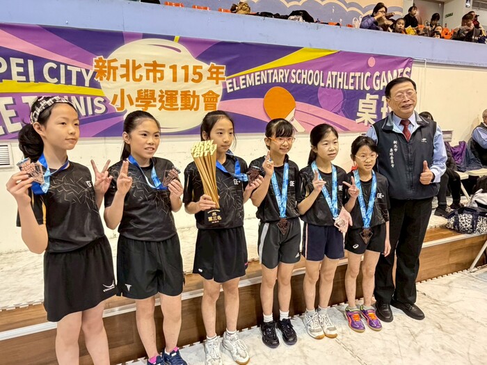 中年級女生組